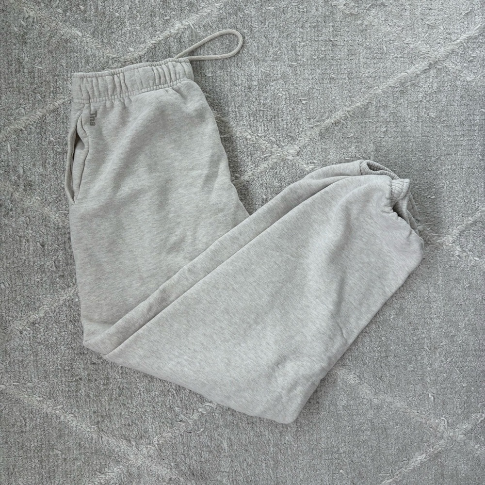 TNA Gray Sweatpants Relaxed Fit Elastic Waistband